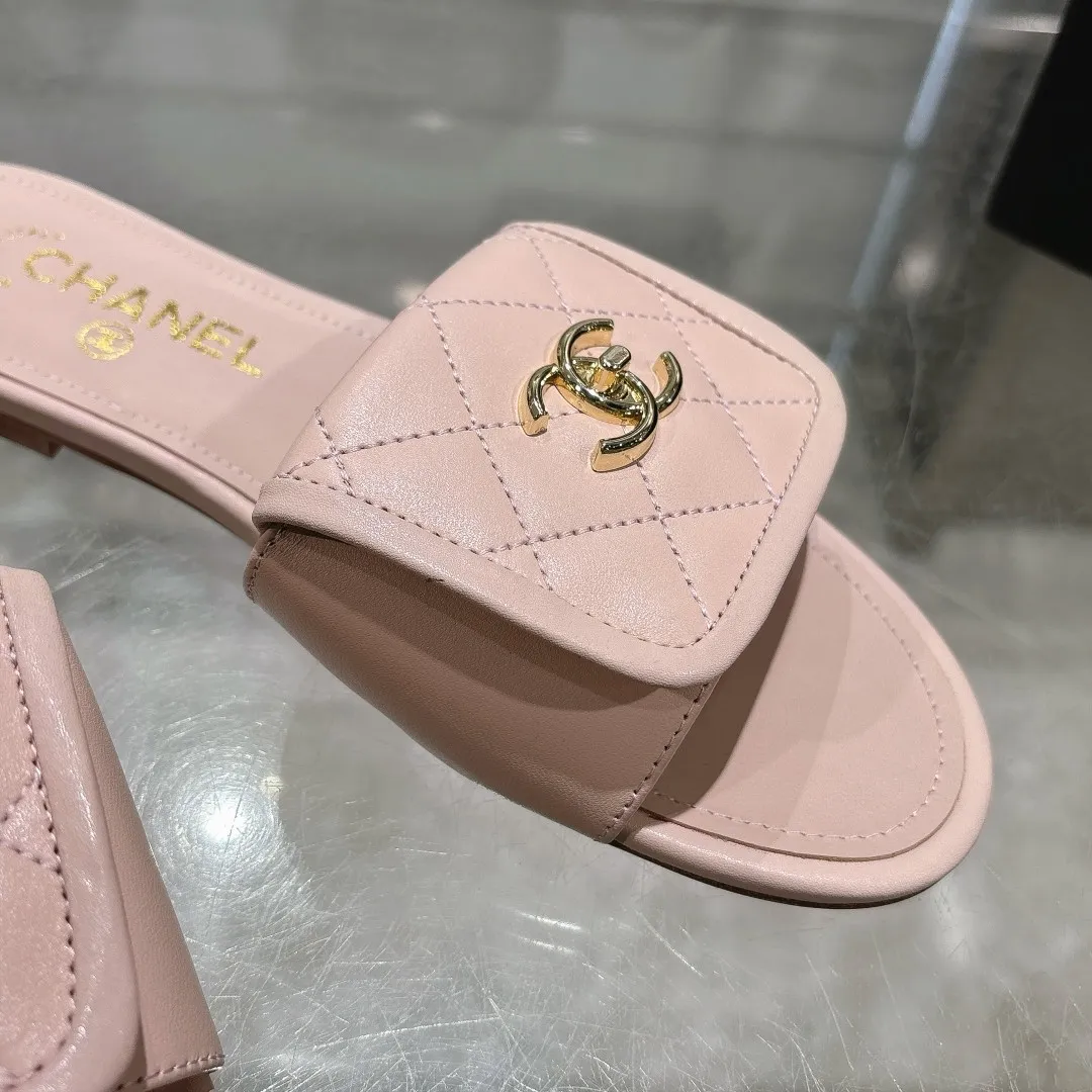 👟👟Ex-factory price 360👟👟 Genuine leather sole +40 Chanel Chanel 25C new women's double C schoolbag buckle flat sandals, fabric sheepskin, color: black: white: pink: apricot, code number: 5-40 (customized 41 42 43 customized non-returnable): rubber sole leather sole +40
